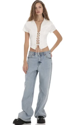 LUCY IN THE SKY Tops^Collared Lace-Up Top In White