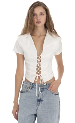 LUCY IN THE SKY Tops^Collared Lace-Up Top In White