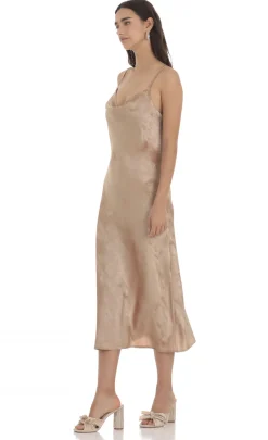 LUCY IN THE SKY Midi Dresses^Crushed Shimmer Midi Dress In Sand