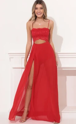 LUCY IN THE SKY Maxi Dresses^Cutout Maxi Dress In Red Lace