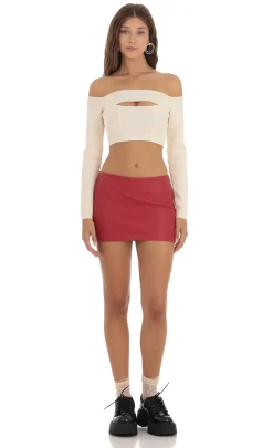 LUCY IN THE SKY Tops^Cutout Off Shoulder Top In Cream