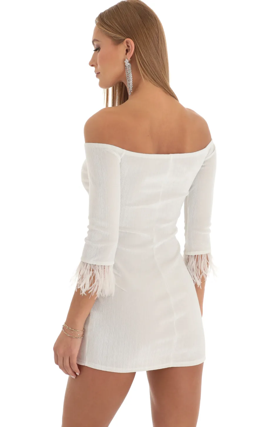 LUCY IN THE SKY Mini Dresses^Delores Velvet Feather Off The Shoulder Dress In White