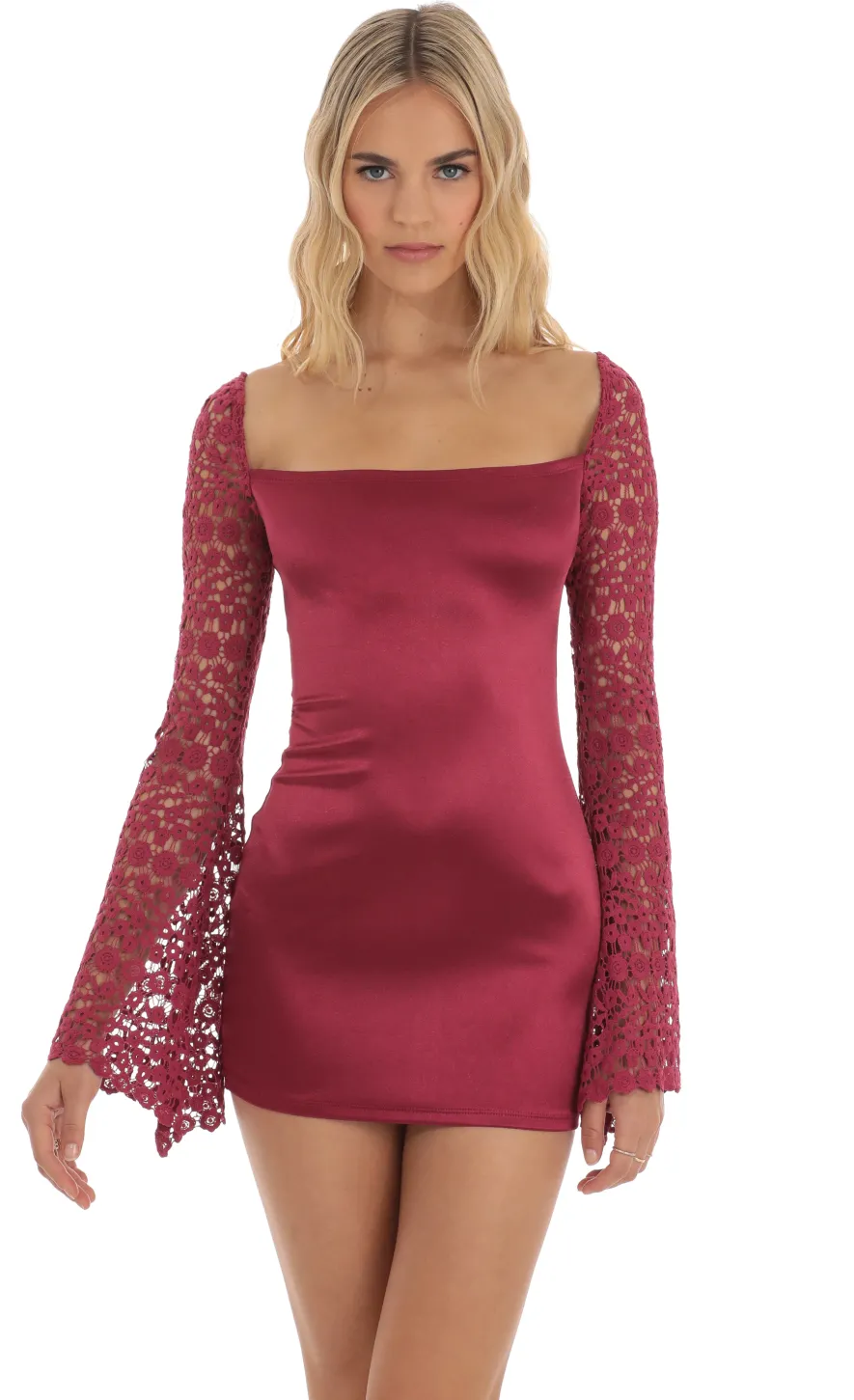 LUCY IN THE SKY Mini Dresses^Embroidered Bell Sleeve Dress In Red