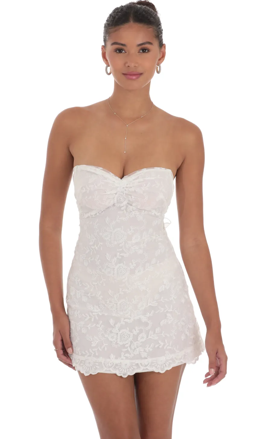 LUCY IN THE SKY Mini Dresses^Embroidered Floral Strapless Dress In White