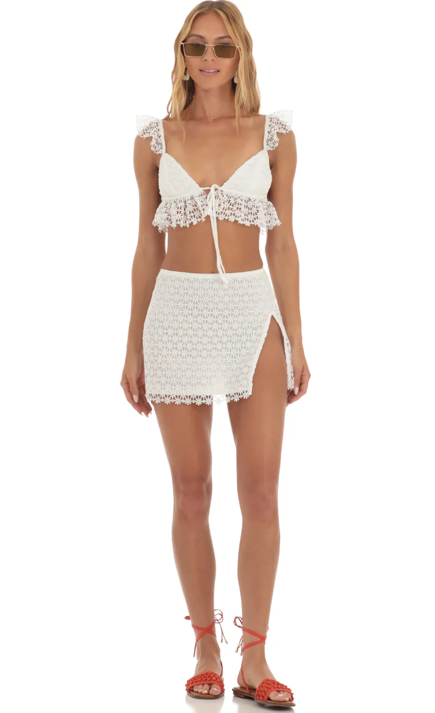 LUCY IN THE SKY Two-Piece Sets|Tops^Embroidered Floral Two Piece Set In White