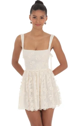 LUCY IN THE SKY Mini Dresses^Floral Mesh Lace A-line Dress In Cream