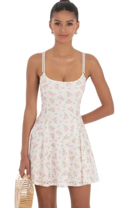 LUCY IN THE SKY Mini Dresses^Floral Strap Crossback Fit And Flare Dress In White