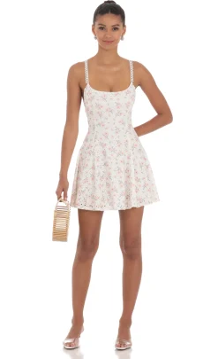 LUCY IN THE SKY Mini Dresses^Floral Strap Crossback Fit And Flare Dress In White