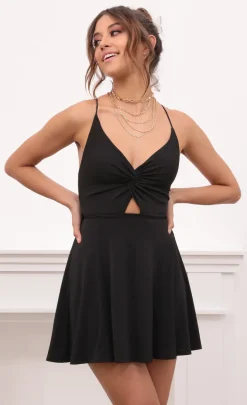 LUCY IN THE SKY Mini Dresses^Front Twist Dress In Black
