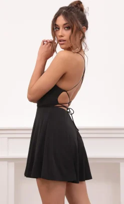LUCY IN THE SKY Mini Dresses^Front Twist Dress In Black