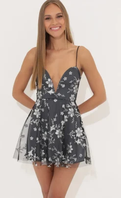 LUCY IN THE SKY Mini Dresses^Glitter Sequin Fit And Flare Dress In Black