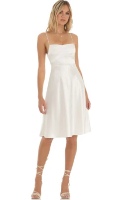 LUCY IN THE SKY Midi Dresses^Midi Dress In White