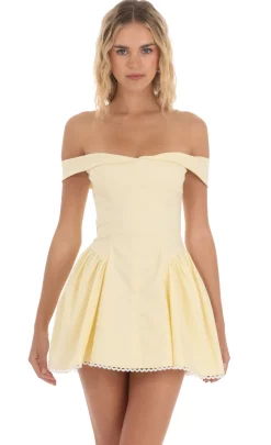 LUCY IN THE SKY Mini Dresses^Off Shoulder Fit And Flare Dress In Yellow