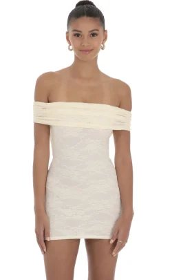 LUCY IN THE SKY Mini Dresses^Off Shoulder Lace Bodycon Dress In Cream