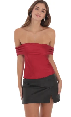 LUCY IN THE SKY Tops^Off Shoulder Satin Top In Red