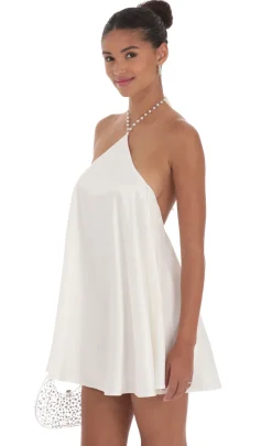 LUCY IN THE SKY Mini Dresses^Pearl Halter Shift Dress In White