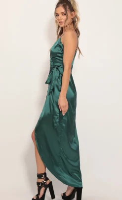 LUCY IN THE SKY Maxi Dresses^Pleated Satin Maxi Dress In Hunter Green
