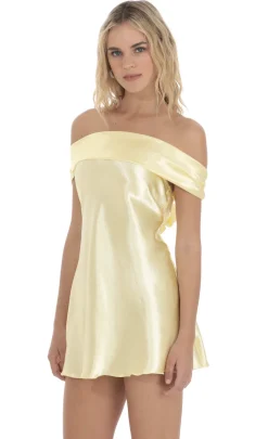 LUCY IN THE SKY Mini Dresses^Satin Off Shoulder Dress In Yellow