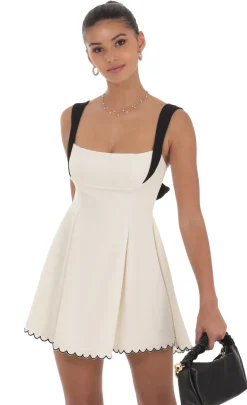 LUCY IN THE SKY Mini Dresses^Scallop Hem Fit And Flare Dress In White