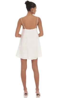 LUCY IN THE SKY Mini Dresses^Textured Shift Dress In White
