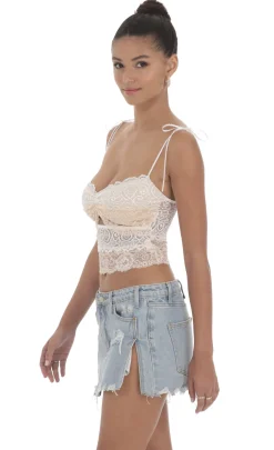 LUCY IN THE SKY Tops^Two Toned Lace Top In White